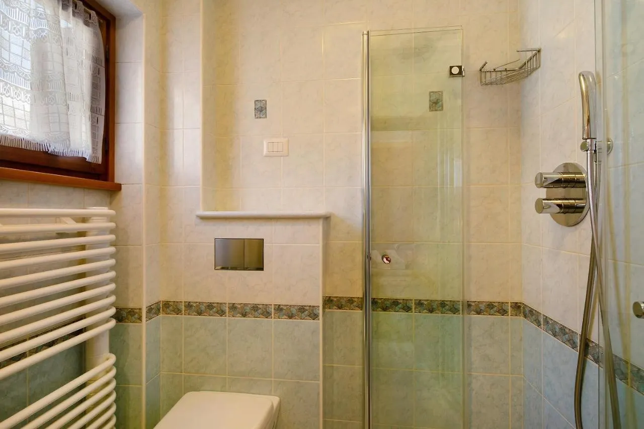 ליביניו Chalet Meridiana Appartamento 7